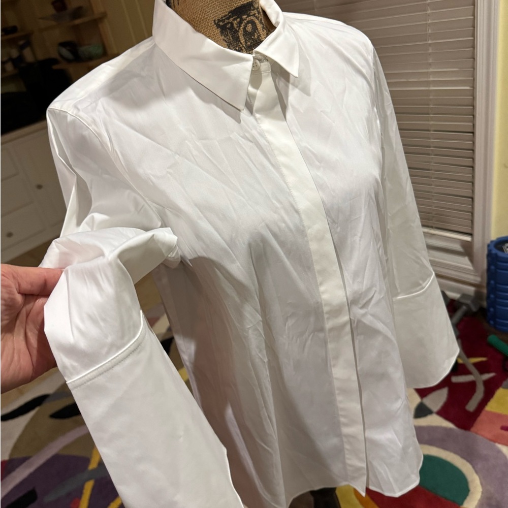 Lafayette 148 New York Crisp White cotton / spandex Button Down Shirt sz 10 - Picture 2 of 13